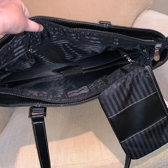 Mobile Edge Laptop Ultra Tote - Picture 6 of 8